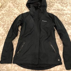 Columbia Black rain jacket